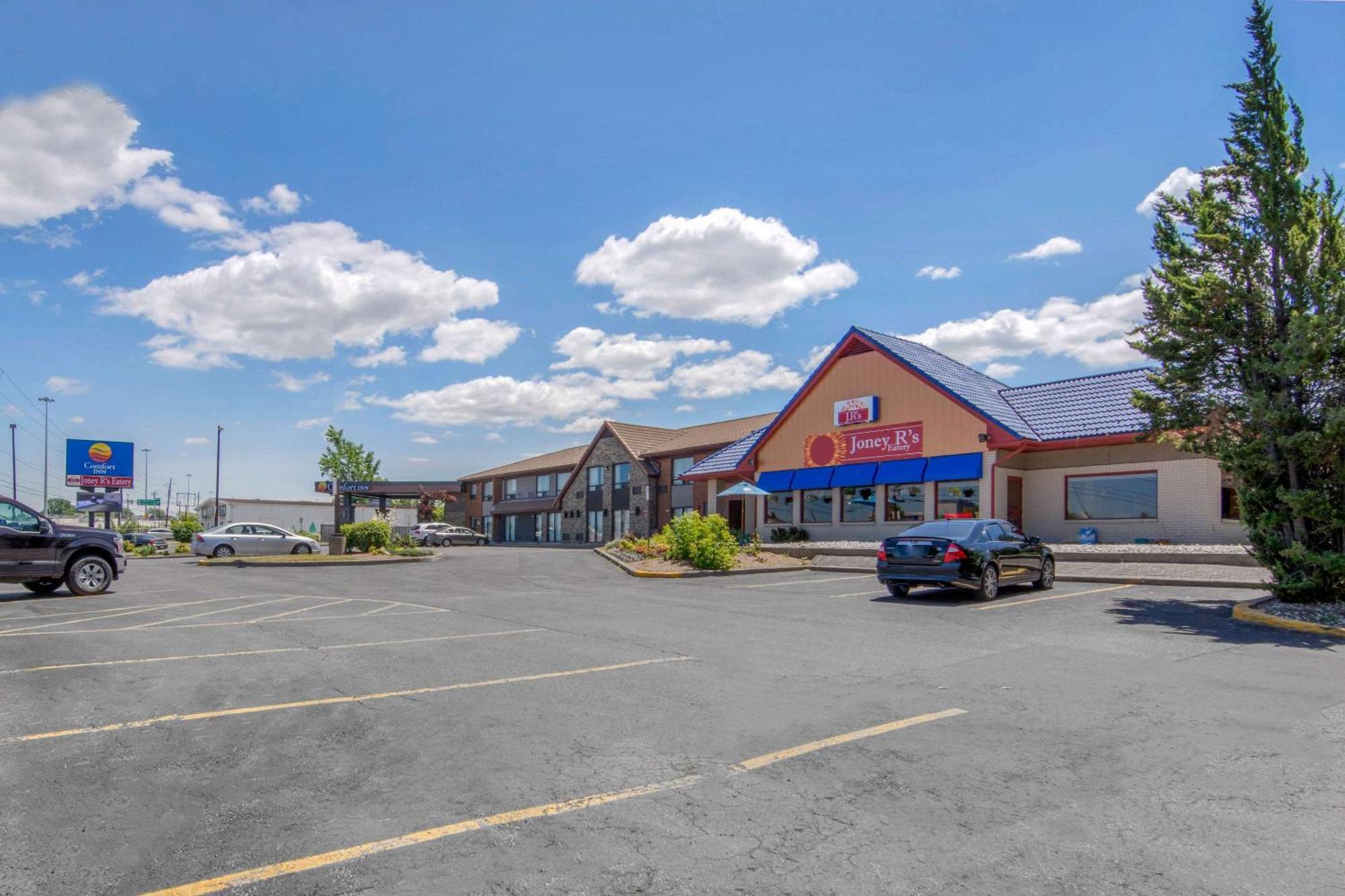 Comfort Inn Saint Catharines Exterior photo